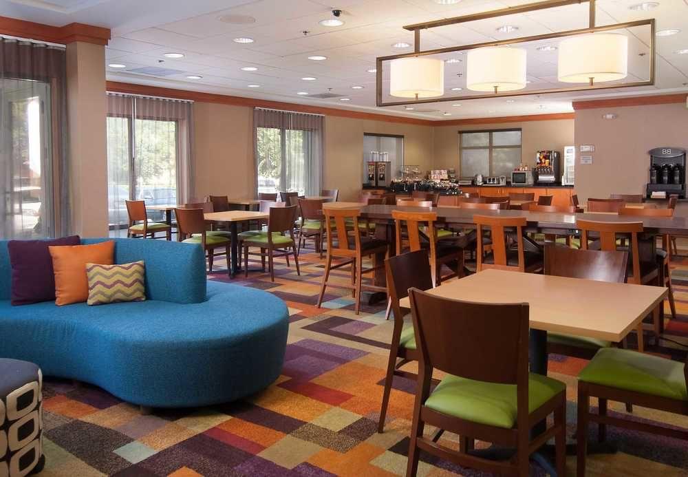 Fairfield Inn And Suites Atlanta Airport South/Sullivan Road College Park Eksteriør billede