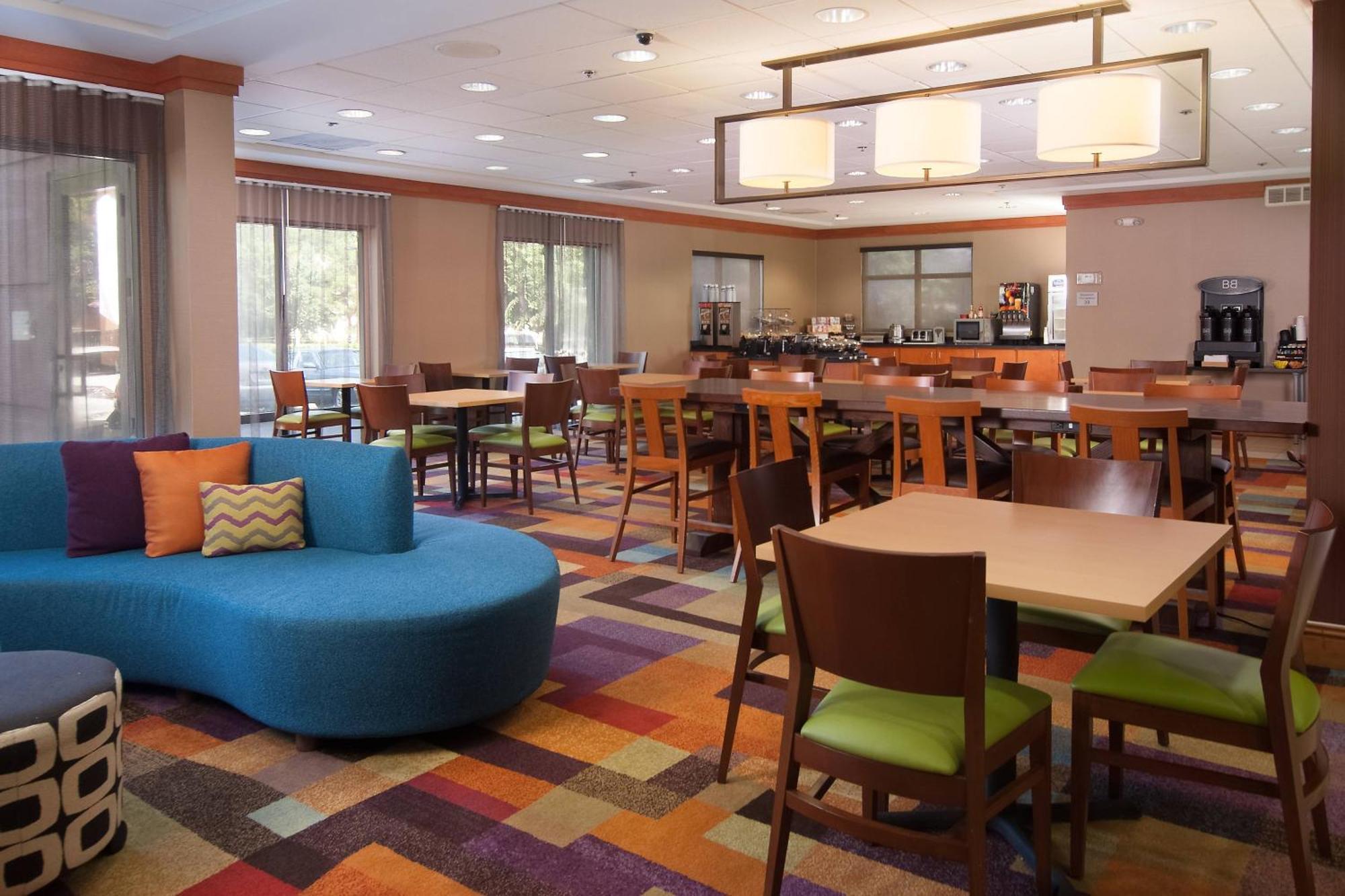 Fairfield Inn And Suites Atlanta Airport South/Sullivan Road College Park Eksteriør billede