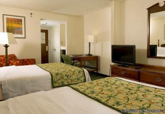 Fairfield Inn And Suites Atlanta Airport South/Sullivan Road College Park Eksteriør billede