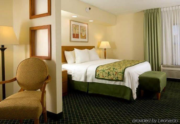 Fairfield Inn And Suites Atlanta Airport South/Sullivan Road College Park Eksteriør billede